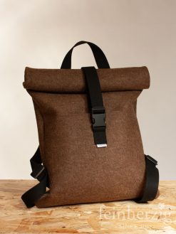 filz-rucksack-braun-roll-top-backpack